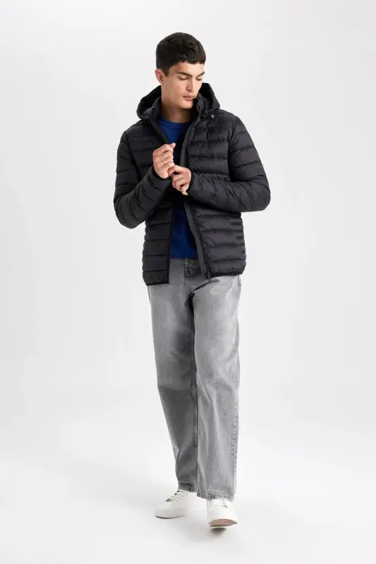 Su İtici Hafif Şişme Mont Slim Fit Dar Kesim Kapüşonlu Fermuarlı Cepli Mevsimlik Siyah - 2