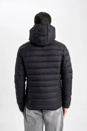 Su İtici Hafif Şişme Mont Slim Fit Dar Kesim Kapüşonlu Fermuarlı Cepli Mevsimlik Siyah - 7
