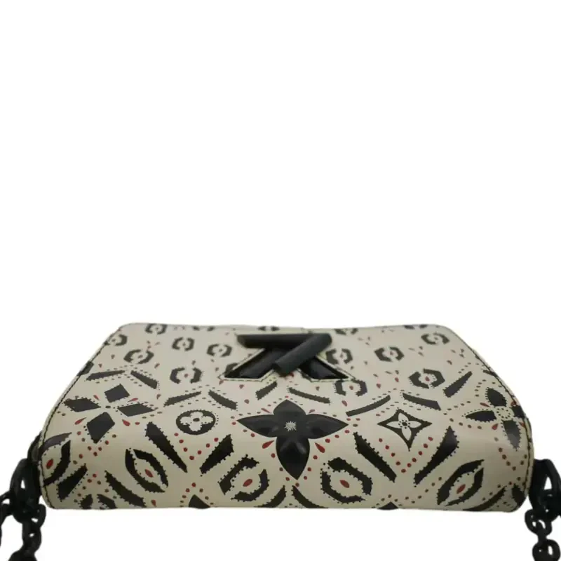 Сумка через плечо из кожи LOUIS VUITTON LV Twist Graphic MM чёрного цвета - 9