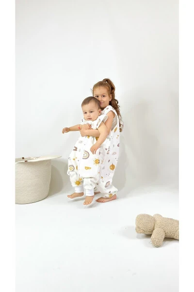 Summer Muslin Sleep Sack, 0.5 Tog Single Layer Baby Sleep Sack, Rainbow Pattern Unisex Baby Sleepsuit - 2