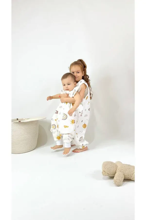 Summer Muslin Sleep Sack, 0.5 Tog Single Layer Baby Sleep Sack, Rainbow Pattern Unisex Baby Sleepsuit - 2