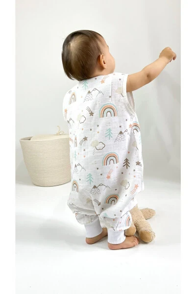 Summer Muslin Sleep Sack, 0.5 Tog Single Layer Baby Sleep Sack, Rainbow Pattern Unisex Baby Sleepsuit - 6