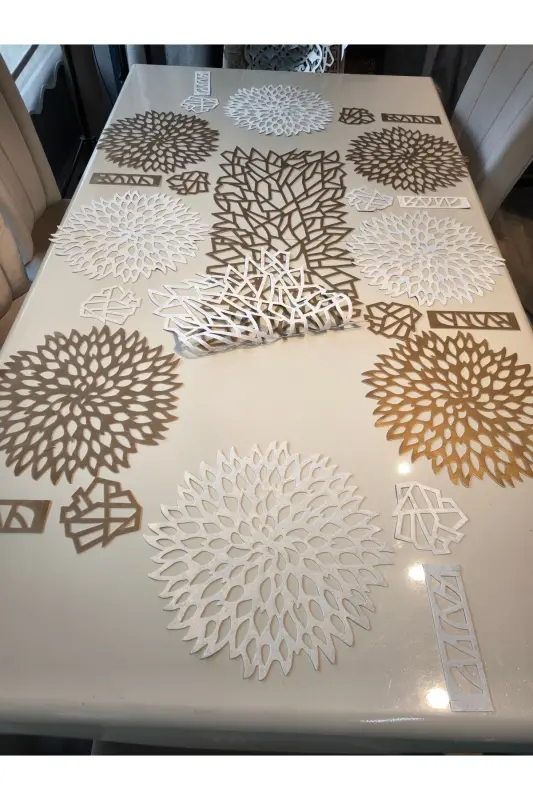 Suni Deri/1 Ad.runner,8 Servis,8 B.altlığı,8 Kaşıklık/yemek Sunum Takımı/8 Kişilik/25 Parça/gold - GOLD - SEHARA