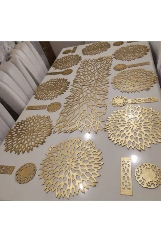 Suni Deri/1 Ad.runner,8 Servis,8 B.altlığı,8 Kaşıklık/yemek Sunum Takımı/8 Kişilik/25 Parça/gold - GOLD - 8