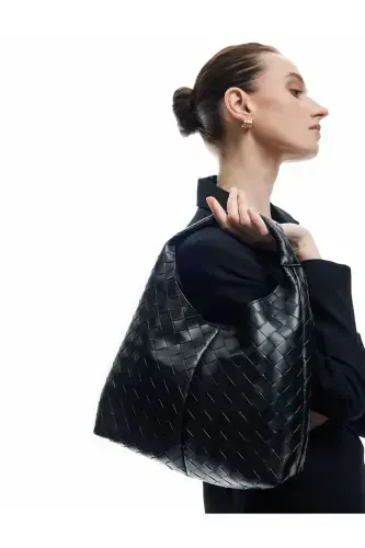 Suni teri tuzilishiga ega dastali yelkali sumka - 1