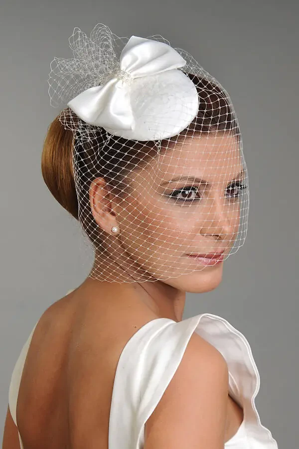 Свадебная шляпка невесты - 1