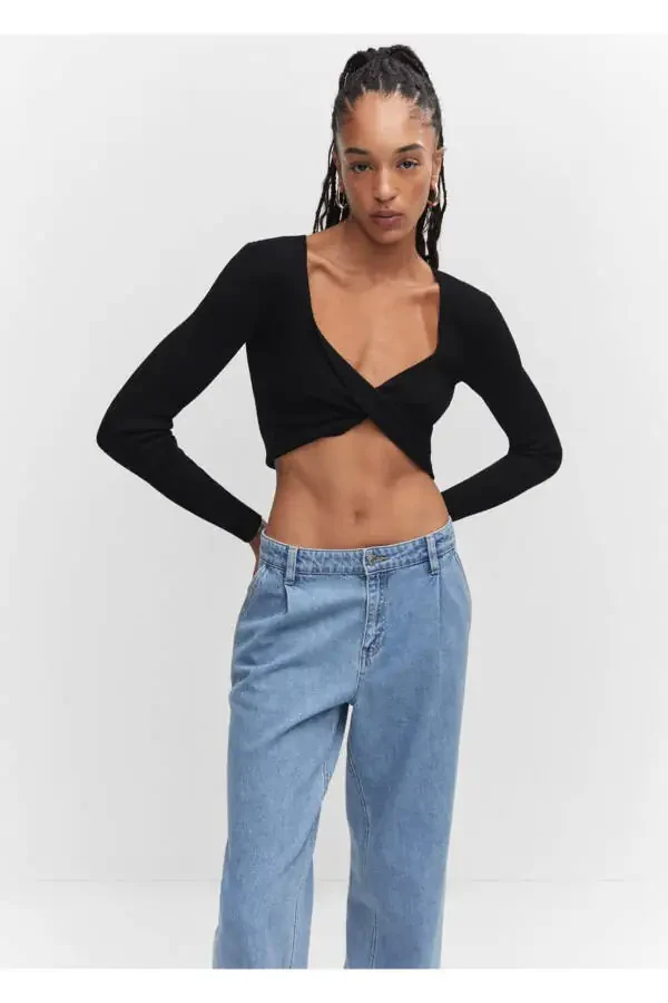 Свитер с V-образным вырезом - 1