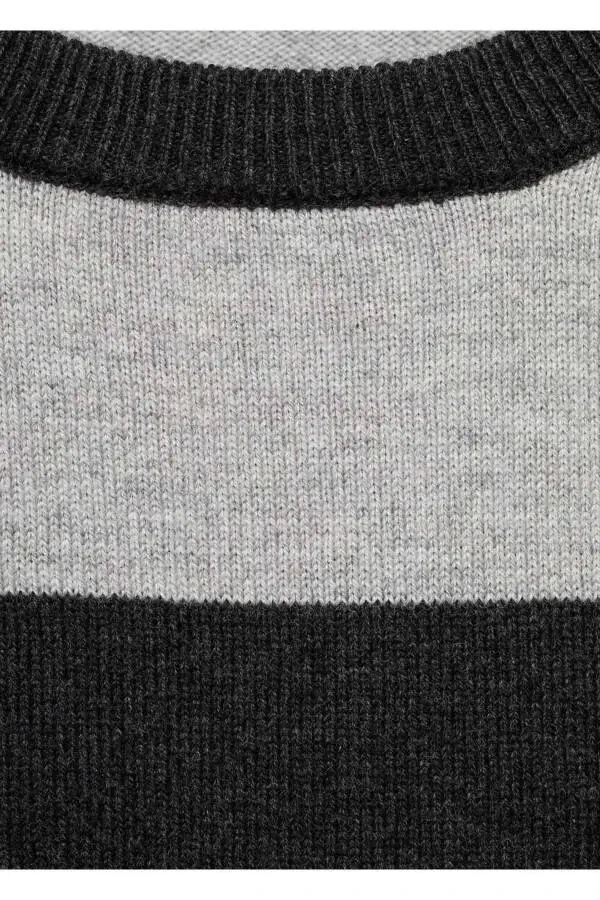 Свитер В Полоску Трикотаж - 5