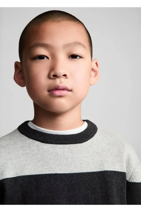 Свитер В Полоску Трикотаж - 7