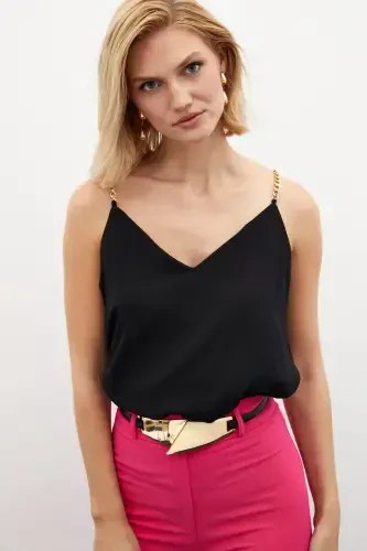 Свободная блузка на цепочках - Черный - SATEEN (1)