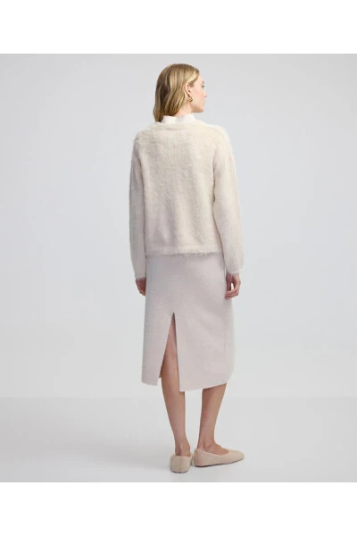 Sweater with metal accessories - 6