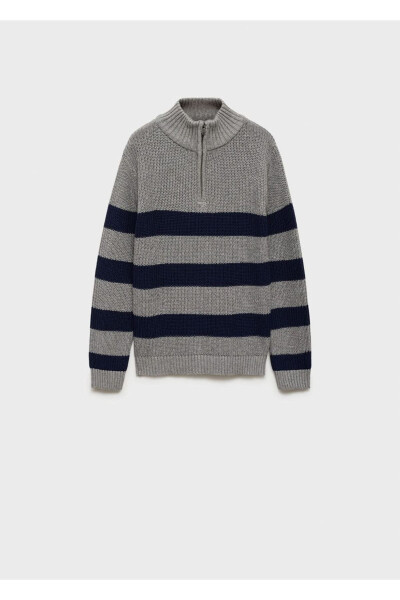 Sweater with zippered collar - 3