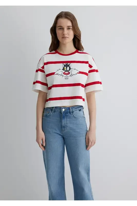 Sylvester Printed Red T-Shirt Crop / Short Cut - 3