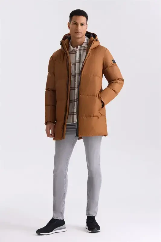 Taba Comfort Fit Uyquchanli Qapqali Qishki Kurtka - JAKAMEN