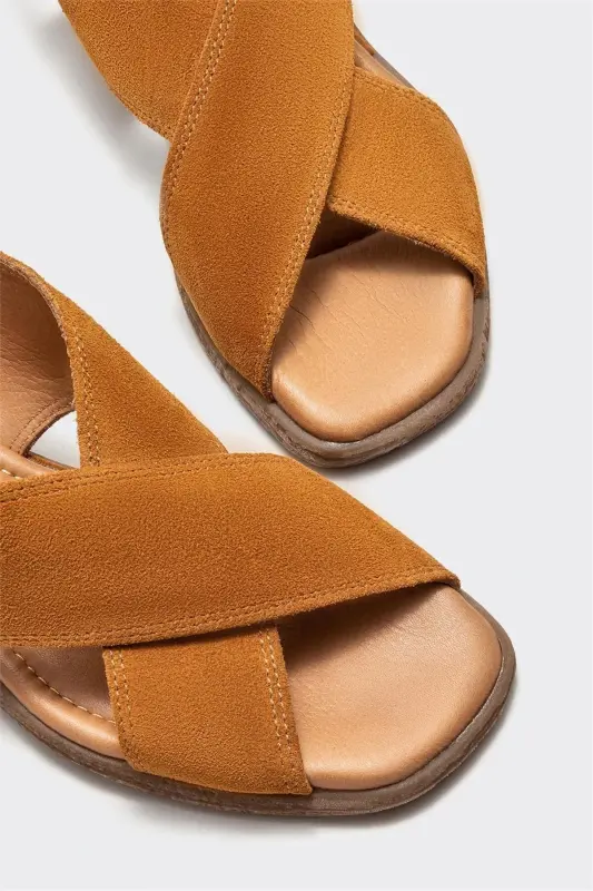 Taba Leather Women's Flat Sandals - 3