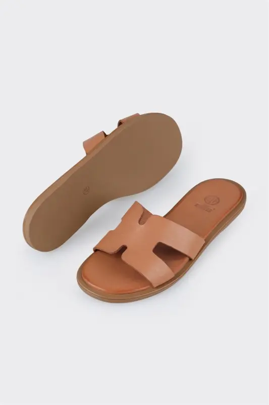 Taba Leather Women's Flat Sandals - 3