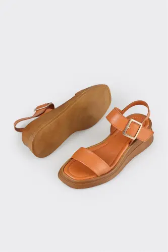 Taba Leather Women's Padded Heel Sandals - 5