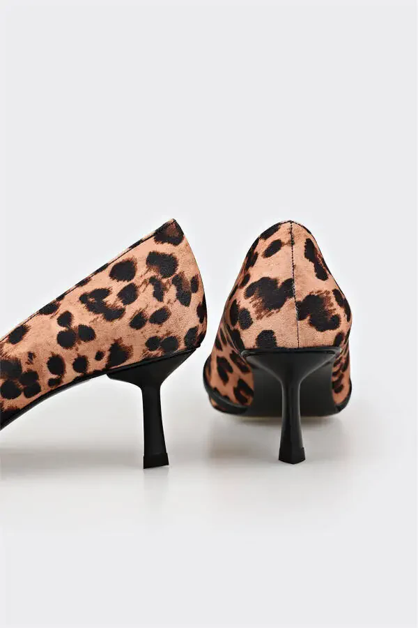 Taba Women's Mid-Heel Shoes - 4