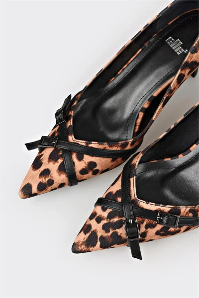 Taba Women's Mid-Heel Shoes - 5