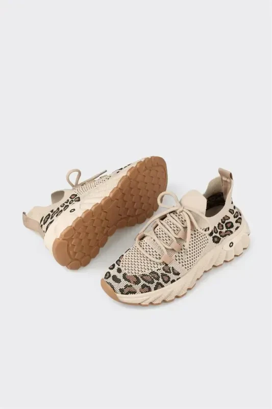 Taba Women's Sports Shoes - 3