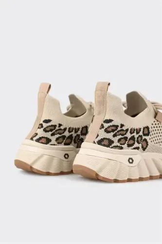 Taba Women's Sports Shoes - 5