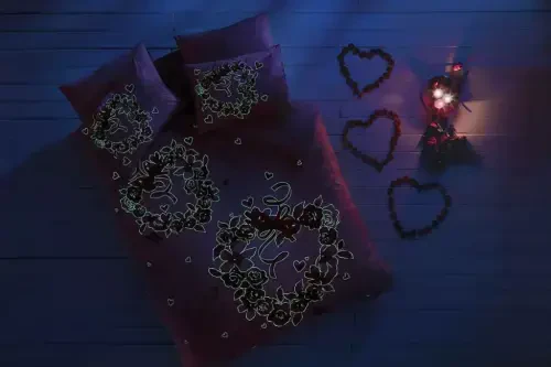 Taç Glow Светящийся Двуспальный Комплект Постельного Белья Ranforce Roses Pembe - NEVRESIMDUNYASI (1)