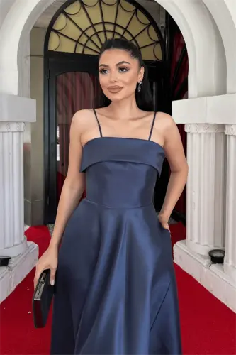 Тaфтa Сaтин Плaтьe нa бретелькaх - Тeмно-синий - 4