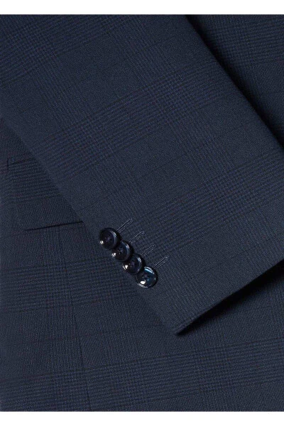 Tailored Stretch-Fabric Blazer With Motif - 7