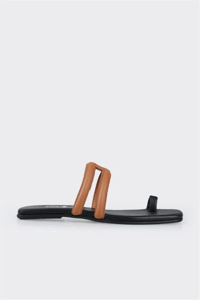 Tan Leather Women's Flip-Flops - ELLE