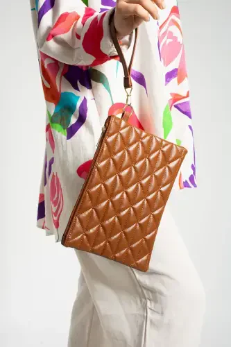 Tan Triangle Patterned Portfolio Clutch Bag-Tan - DEFNELLA (1)