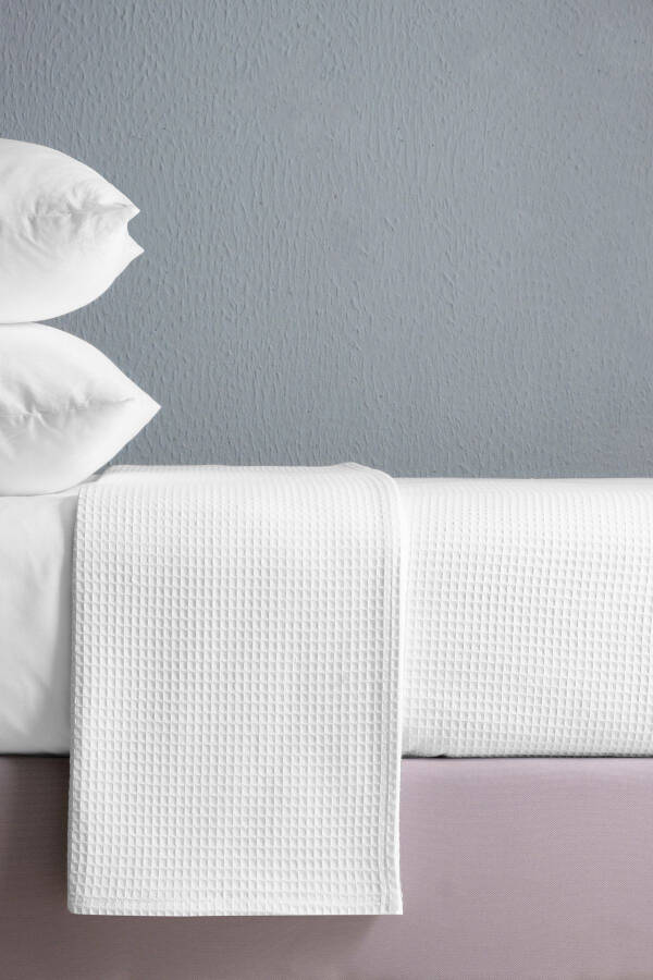 Tek Kişilik Waffle Desenli Otel Pikesi Polycotton 160x230, Lüks Dokuma Pike-Beyaz - 2