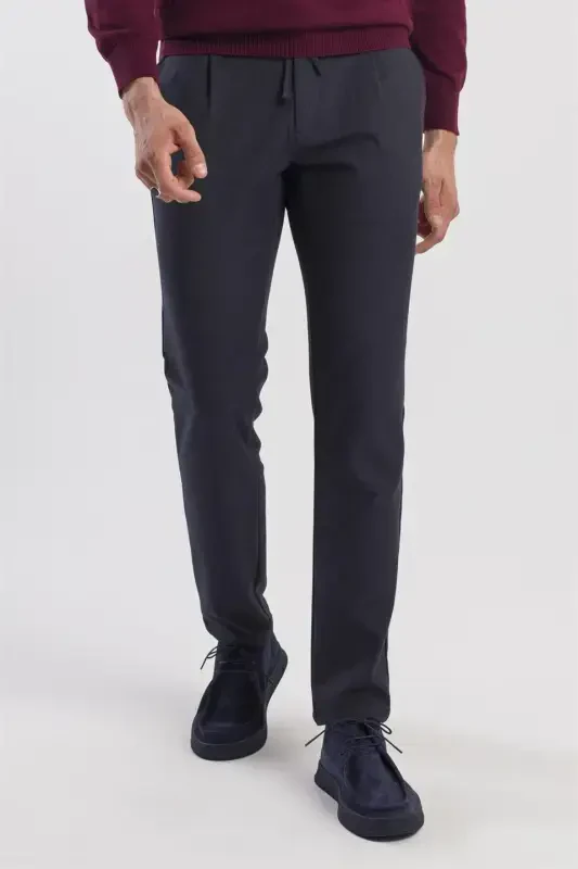 Темно-синие брюки Comfort Fit на резинке с боковыми карманами - 2