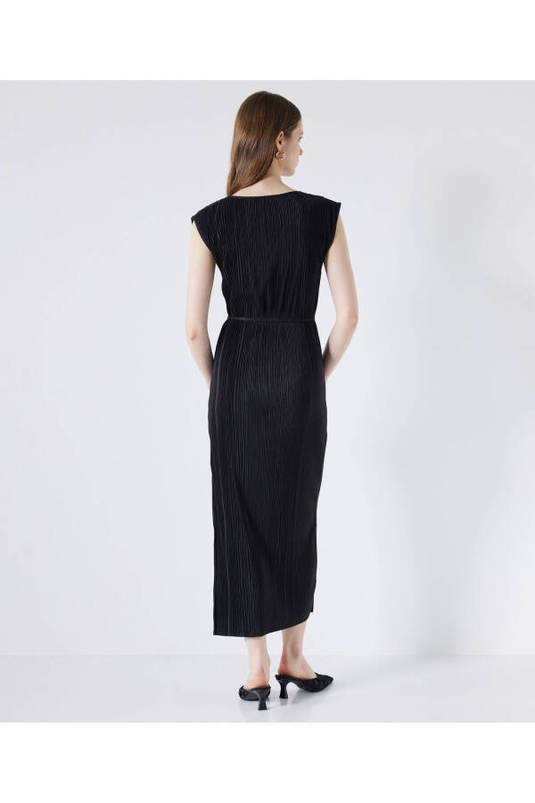 Textured Straight Cut Dress - 4