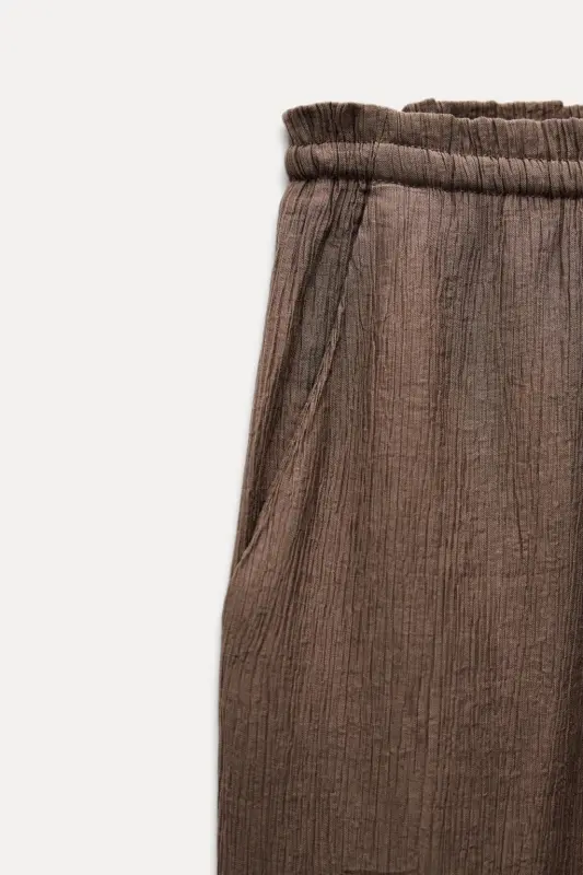 TEXTURED TROUSERS - Chocolate brown - 2