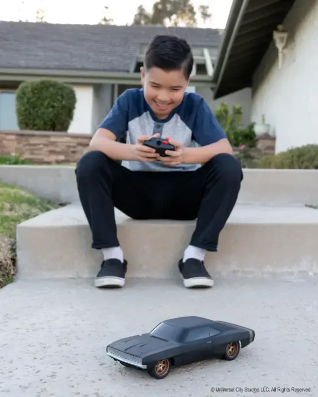 Tezkor va g'azabli 1: 16 Domning 1968 Dodge Charger Widebody RC Radio Control mashinalari (Qora) - 2