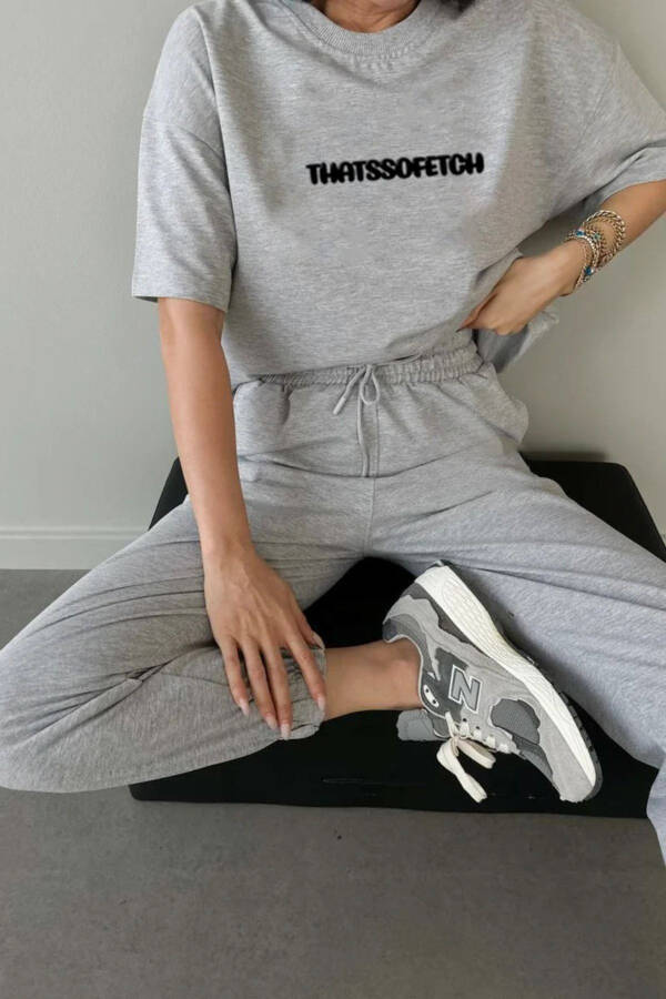 Thatssofetch T-shirt Jogger Shimlar - Kulrang Bosma Yuqori va Pastki Sport Kostyumi Oversize Velosiped Yaka - 2