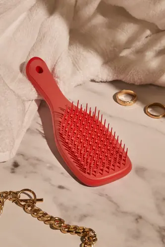 The Ultimate Wet Detangler Mini Pink Punch Hair Brush - 5