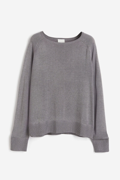 Thin knit sweater - 2