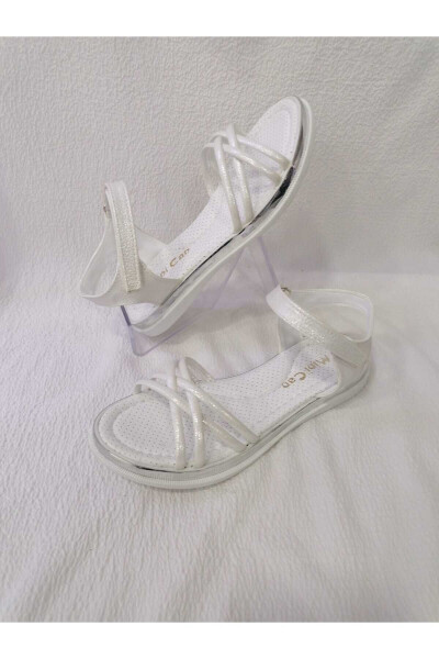 Thin Strap Padded Sole Girls Sandals - 2