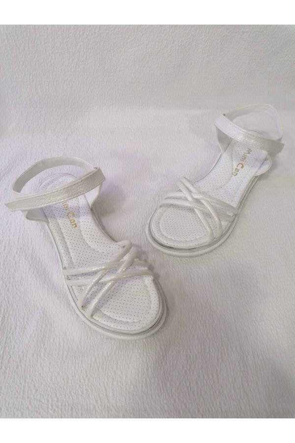 Thin Strap Padded Sole Girls Sandals - 6