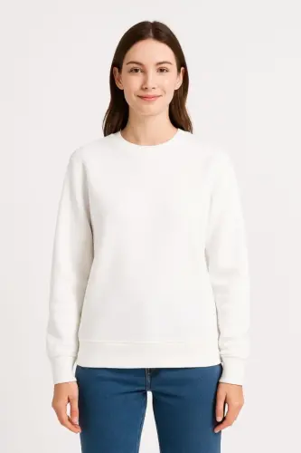 Three-Thread Plain Crew Neck Sweatshirt - White - BÜYÜKBEDENIZ (1)