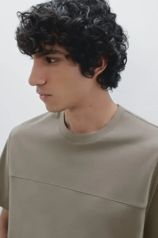 Tikuv detallari bilan 100% paxta futbolka-QUL rang - 3