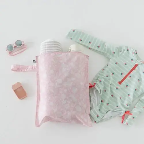 Tiny Twinkle Mess Proof Wet Bags | 2-Pack Reusable Waterproof Wet Bags for Swimsuits | Baby Clothes | Travel & Diaper Bag (Bows,Toile) - 5