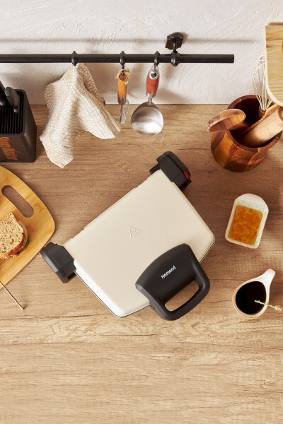 Toastbuster 1337h 4 Slice Toaster Cream - HOMEND