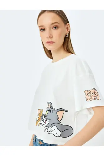 Tom and Jerry Licensed Printed Oversize Crop T-Shirt - 1
