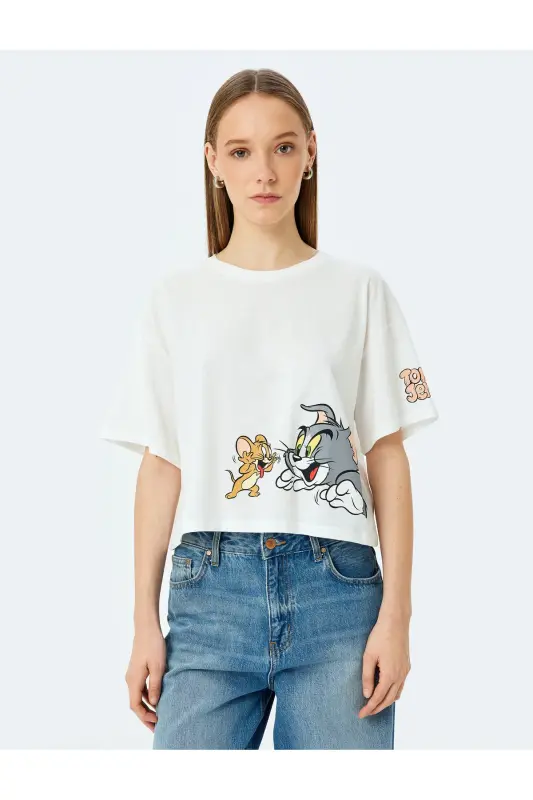 Tom and Jerry Licensed Printed Oversize Crop T-Shirt - 3