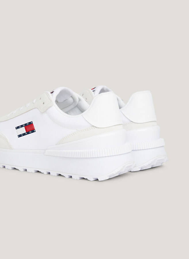 Tommy Hilfiger Белые мужские кроссовки TJM TECHNICAL RUNNER - 12