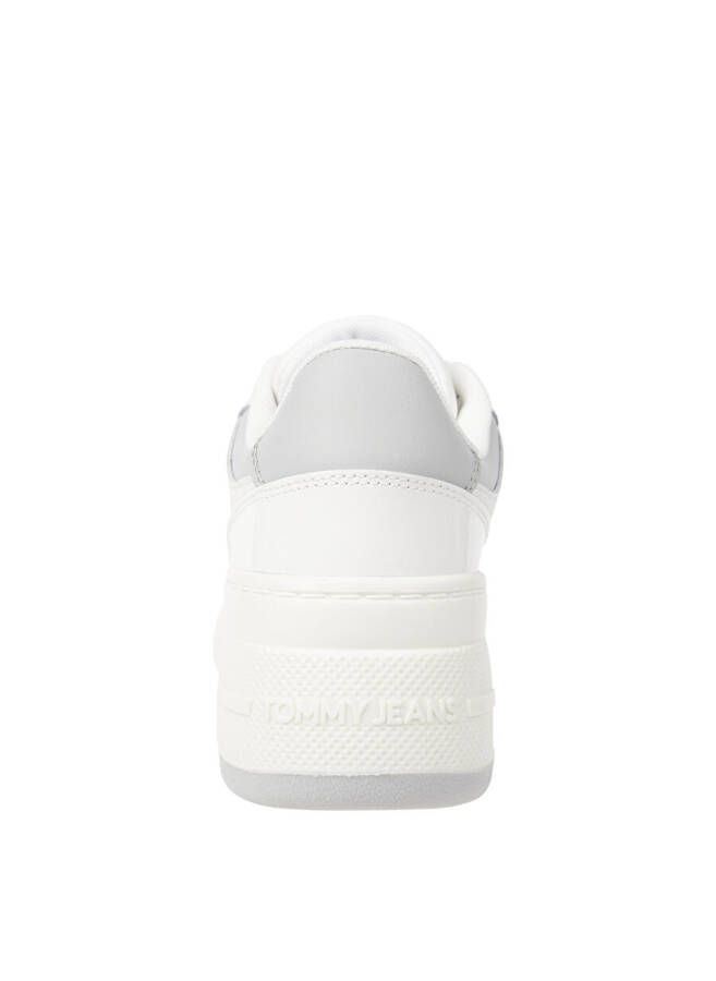 Tommy Hilfiger Gri - Beyaz Kadın Deri Sneaker EN0EN02523YBL - 9