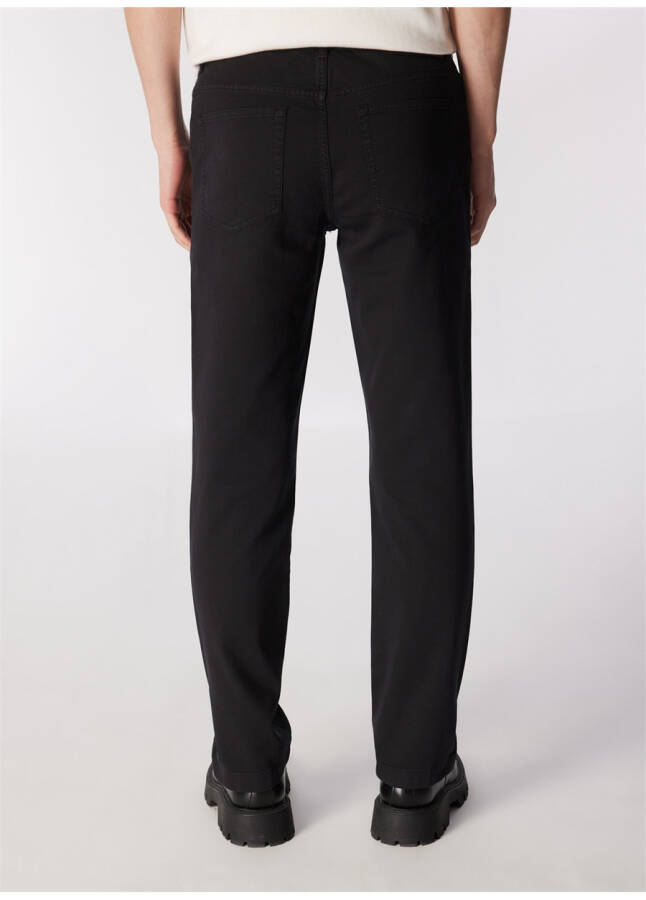 Tommy Hilfiger Men's Slim Fit Black Pants - 10