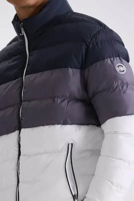 Toʻq koʻk rangli Slim Fit Baland boʻyinli qishki koʻrpa kurtka - 3